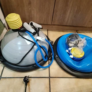 Core Bosu Ball Balance Trainer with Resistance Bands