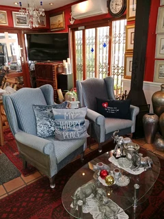 House FULLY FURNISHED TO SHARE IN SECURITY COMPLEX PARKING INSIDE COMPLEX AVAILABLE.