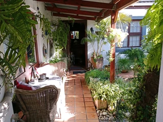 House FULLY FURNISHED TO SHARE IN SECURITY COMPLEX PARKING INSIDE COMPLEX AVAILABLE.