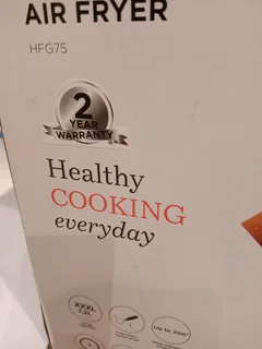 Brand NEW KENWOOD AIRFRYER STILL IN FACTORY SEALED PACKAGE, RECIPE BOOK INCLUDED.