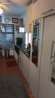 Single Garden Flat to rent preferably single Male. Lady also Welcome.