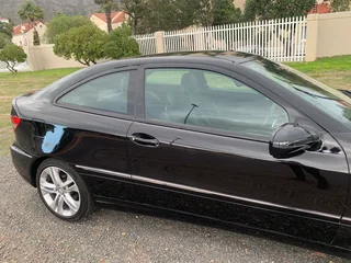 MERCEDES BENZ CLC 350!!!