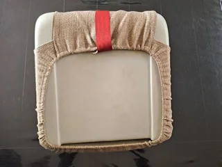 2 x CHILD BOOSTER CAR SEATS  - 3 TO 12 YEARS (15 TO 26KG&#39;S) - FOR SALE - GREAT CONDITION