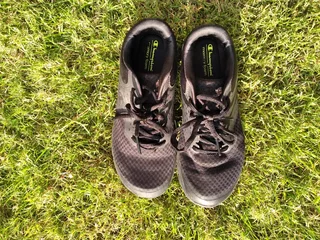 BLACK CHAMPION BRANDED TAKKIES - UK SIZE 5 1/2 (USA 7) - like new