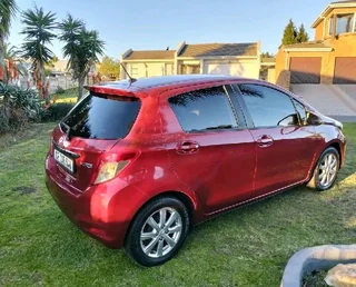 (Gillroy&#39;s Cars,since 2008)2012 Toyota Yaris 1.3XR Ltd edition, 5 Door hatchback