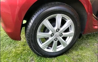 (Gillroy&#39;s Cars,since 2008)2012 Toyota Yaris 1.3XR Ltd edition, 5 Door hatchback