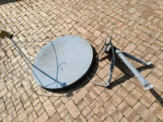 Satelite dish 94cm