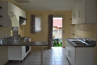 Flat to rent, Rooihuiskraal, Centurion