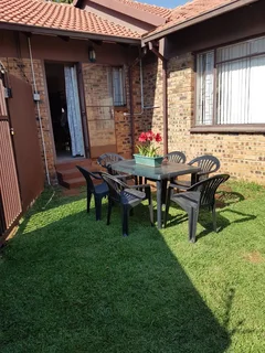 Flat to rent, Rooihuiskraal, Centurion