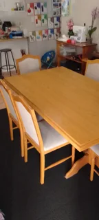 Oak Dining table set with 6 chairs