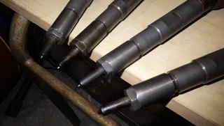 Hyundai H1 D4CB Bosh Injectors