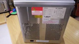 SnoMaster ZBC-15 Counter-Top Ice-Maker Stainless Steel