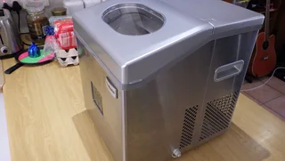 SnoMaster ZBC-15 Counter-Top Ice-Maker Stainless Steel