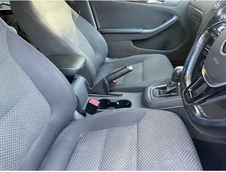 2017 Volkswagen Jetta Sedan 1.4tsi dsg Automatic 0827554433