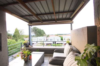 2bed 2bath for sale in Bryanston R1,550,000 To view 0827554433