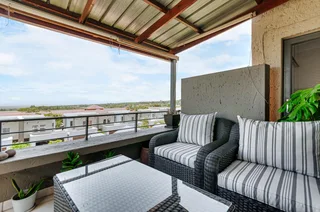 2bed 2bath apartment  for rent in Bryanston R15,000p.m To view 0827554433