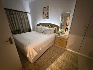 2bed 2bath for sale in Bryanston. To view, please contact 0827554433