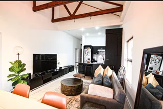 2bed 2bath to let in Bryanston. to view Whatsapp 0827554433