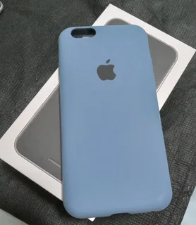 iPhone 6 + accessories in mint condition