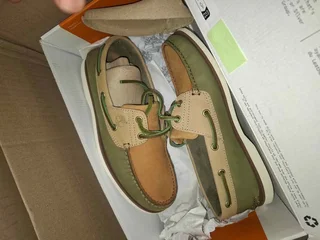 Timberland Authentic 2-Eye Boat Shoe For Men In Tan and Khaki -UK 7.