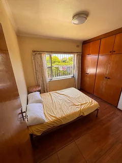 Room to rent in house
