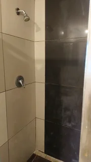 Bachelor Outbuilding Available in Hayfields, Pmb