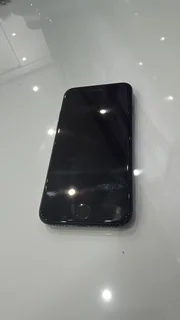 Apple iPhone SE 2 2020