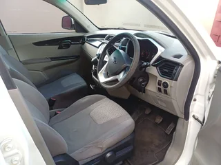 2016 Mahindra KUV 100 Hatchback