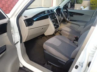 2016 Mahindra KUV 100 Hatchback