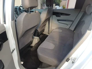 2016 Mahindra KUV 100 Hatchback