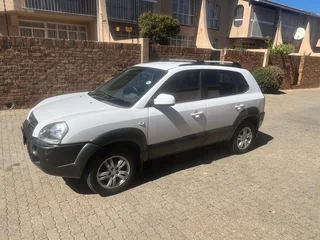 2007 Hyundai Tucson 2.0 petrol manual