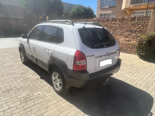 2007 Hyundai Tucson 2.0 petrol manual
