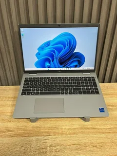 Dell Latitude 5520 Core i5 11th Gen