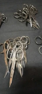 200 Scissors (Variety of sizes) R12 EACH