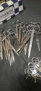 200 Scissors (Variety of sizes) R12 EACH