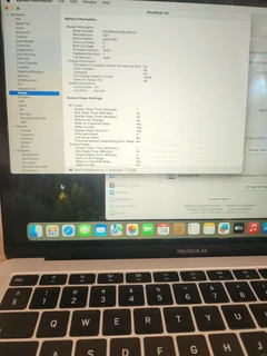 MacBook Air Retina 2019 | 13 inch | 8GB RAM | 128GB Storage | Cycle count: 220 | Non neg