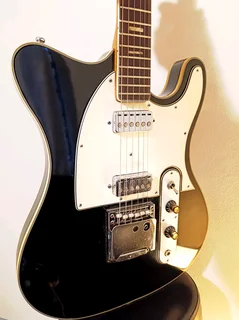 DIA Vintage Electric Guitar | No swops | Non Negotiable
