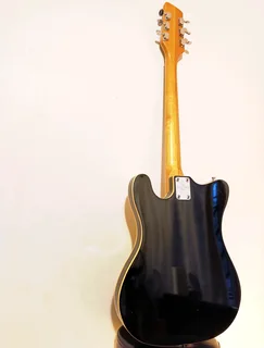 DIA Vintage Electric Guitar | No swops | Non Negotiable