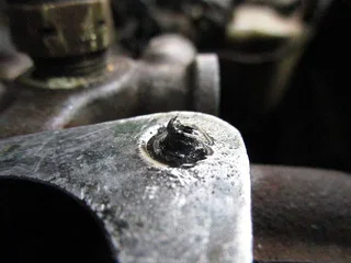 Stud & bolt removal