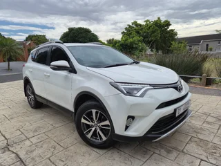 2016 Toyota RAV4 2.0 GX Automatic (206 000km)