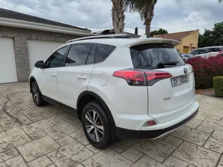 2016 Toyota RAV4 2.0 GX Automatic (Face-lift)
