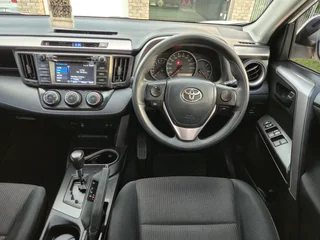 2016 Toyota RAV4 2.0 GX Automatic (Face-lift)