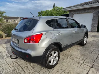2010 Nissan Qashqai 2.0 dCi Acenta Manual (225 000km)