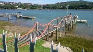 TO RENT, PET FRIENDLY 2 BED APARTMENT ON THE RIVER