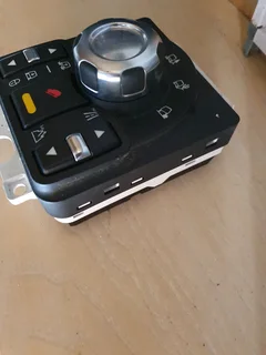 LAND ROVER DISCOVERY 4 SUSPENSION TERRAIN CONTROL PANEL AH22-14B596-AB 2010