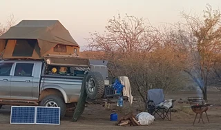 HowlingMoon Stargazer tourer 1.4 rooftop tent and annex.