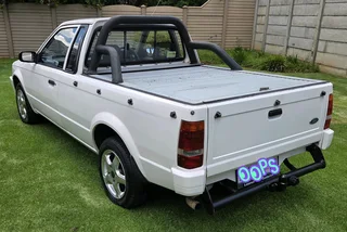 2000 Ford Bantam 160i