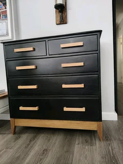 Black Modern solid wood Chest of Drawers