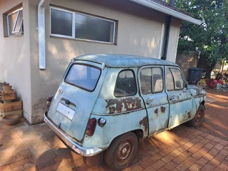 Renault 4