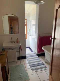 Spacious and Furnished Room available in Heritage home located in Greenside